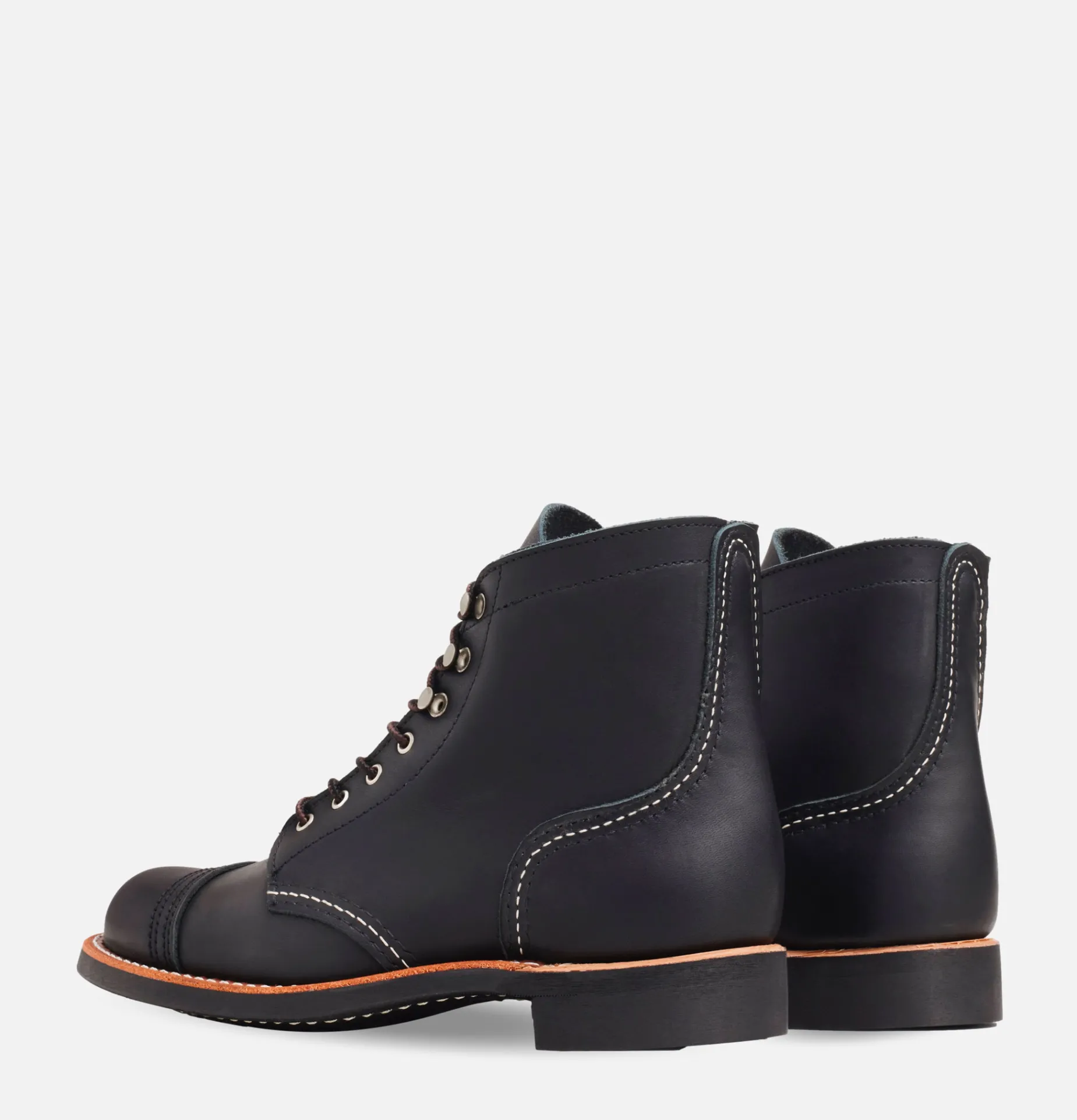 3366 - Iron Ranger Black
