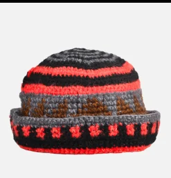 Fine Hand Knit Hat Black